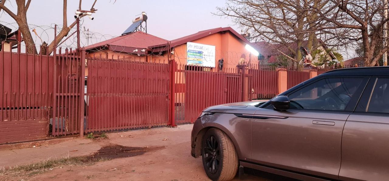 My House Guest House Pretoria Exterior photo